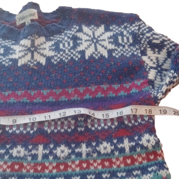 Retro Ski Bunny look sweater. Beautiful colors and style.Size small. Silvercord. - Picture 7 of 11